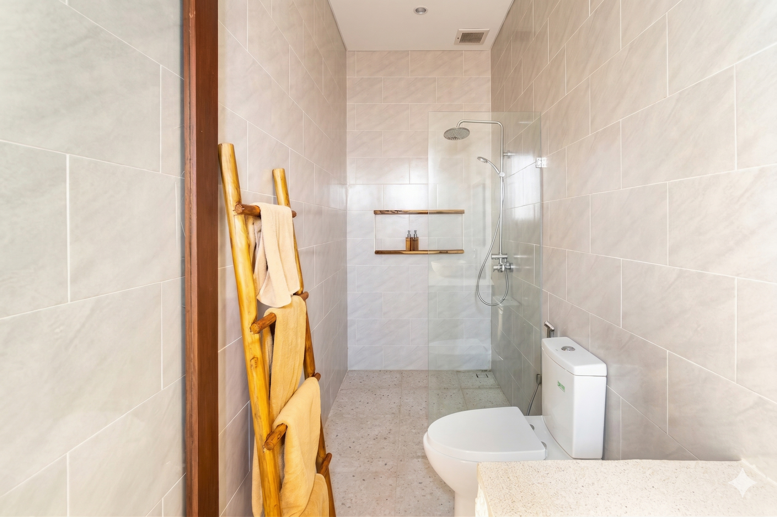 Bathroom 5, Twin Brothers Villas, Badung