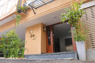 Others 4, THE DEN 23, Colombo