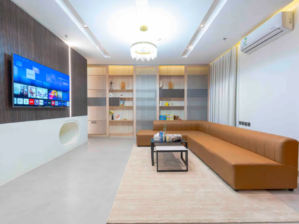 2, Alwadi Home with Walk-In Closet & Kitchen, Riyadh