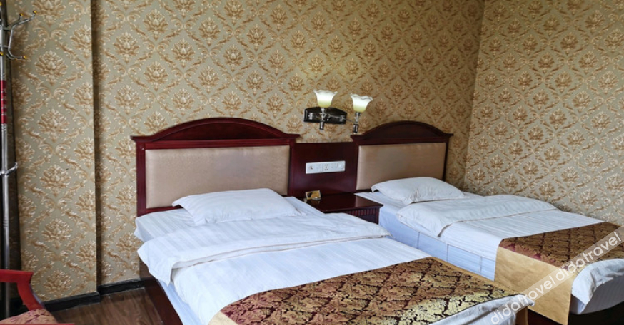 舒���标准间, Xiangyun Longxin Hotel, Dali Bai