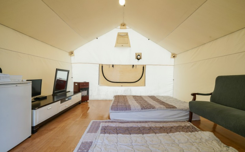 Bedroom 2, Namhae The King Glamping, Namhae