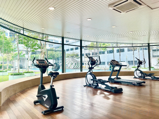 2, Puchong SkyPod Residence 1-10pax next to IOI Mall Wi-Fi MRT, Puchong