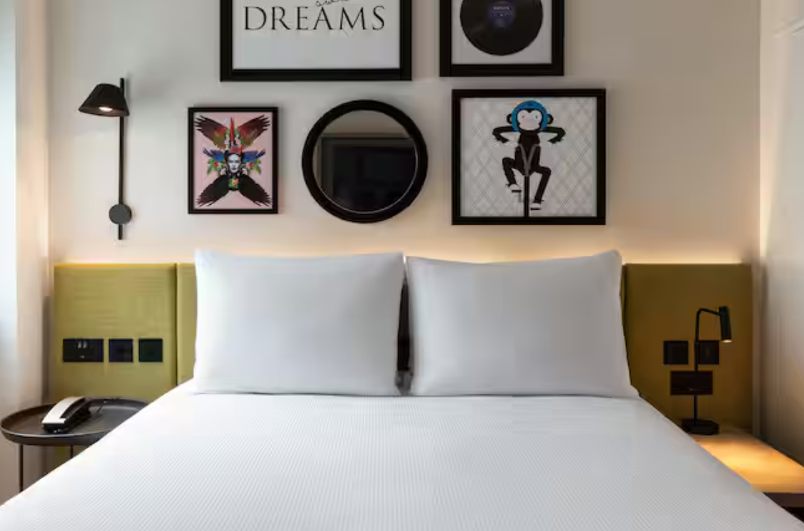 Bedroom 3, Hampton By Hilton Paris Saint Ouen, Seine-Saint-Denis