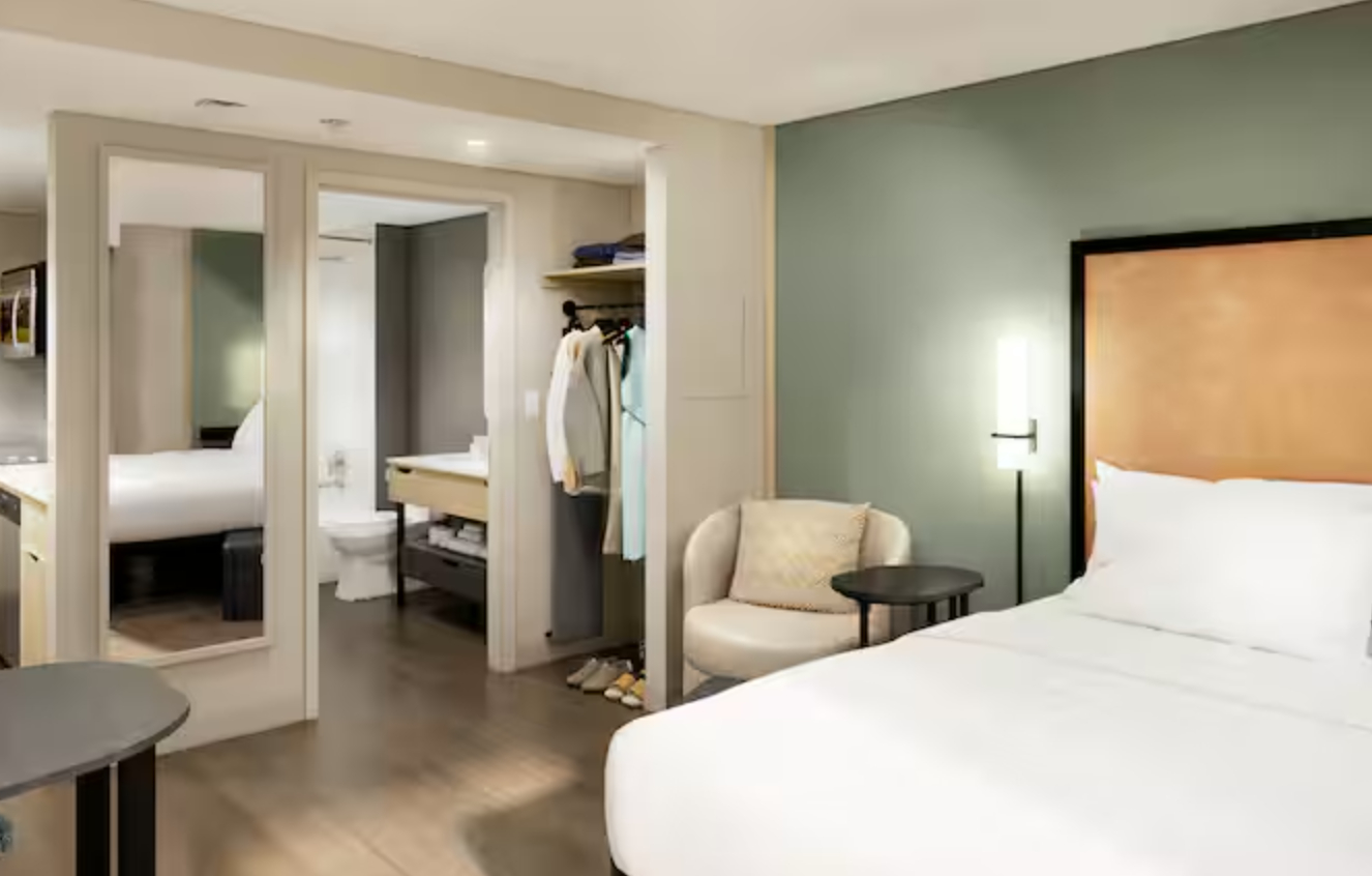 Bedroom, LivSmart Studios by Hilton Columbia Greystone, Richland