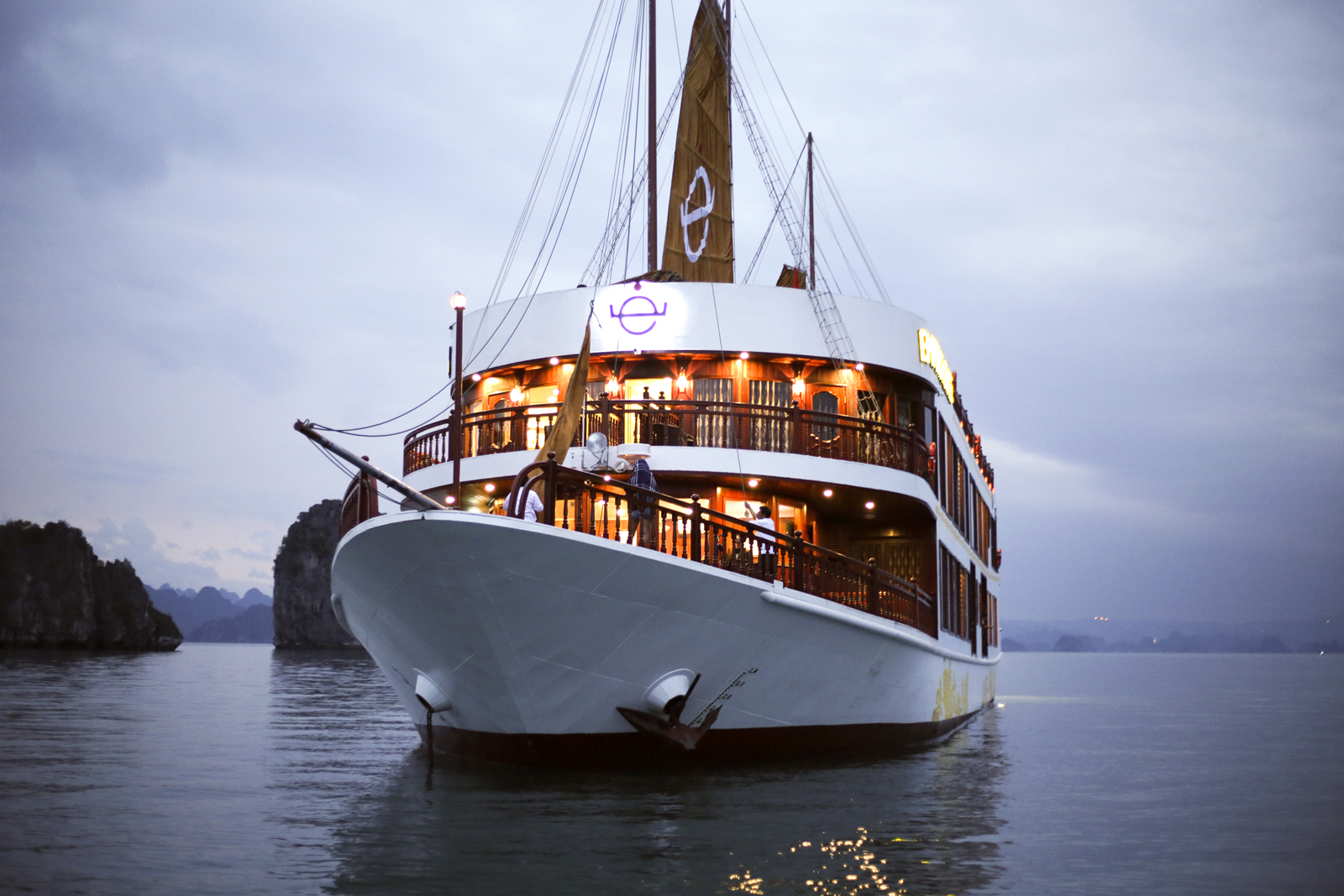 Exterior & Views 1, Emperor Cruises Legacy Halong, Hạ Long