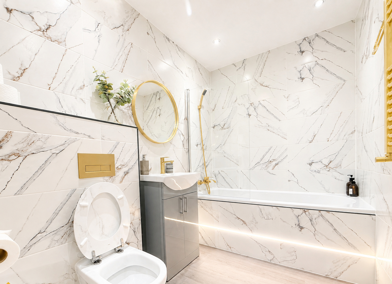 Bathroom 5, Exclusive 2 Bedroom Flat Streatham Common Station!, London