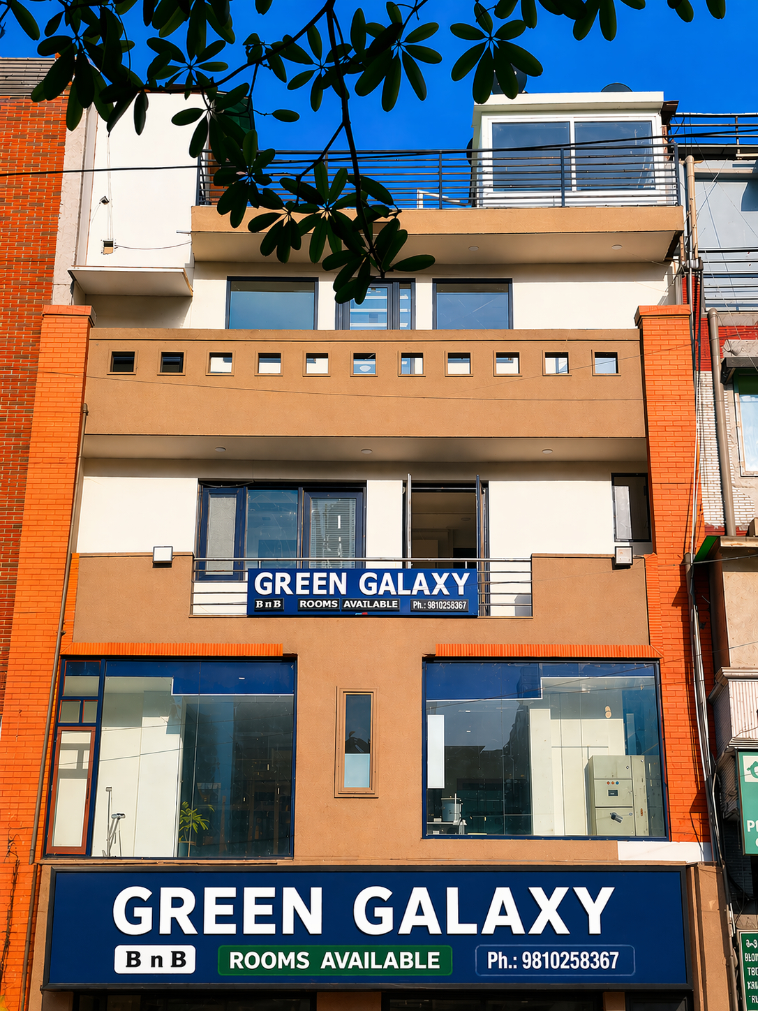 Exterior & Views