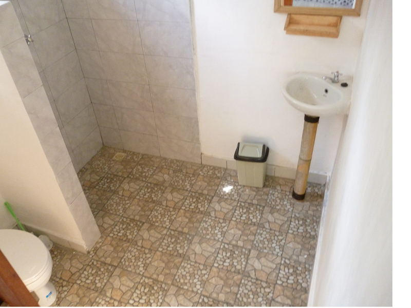 Bathroom, Dewi Garden Guesthouse, Lombok