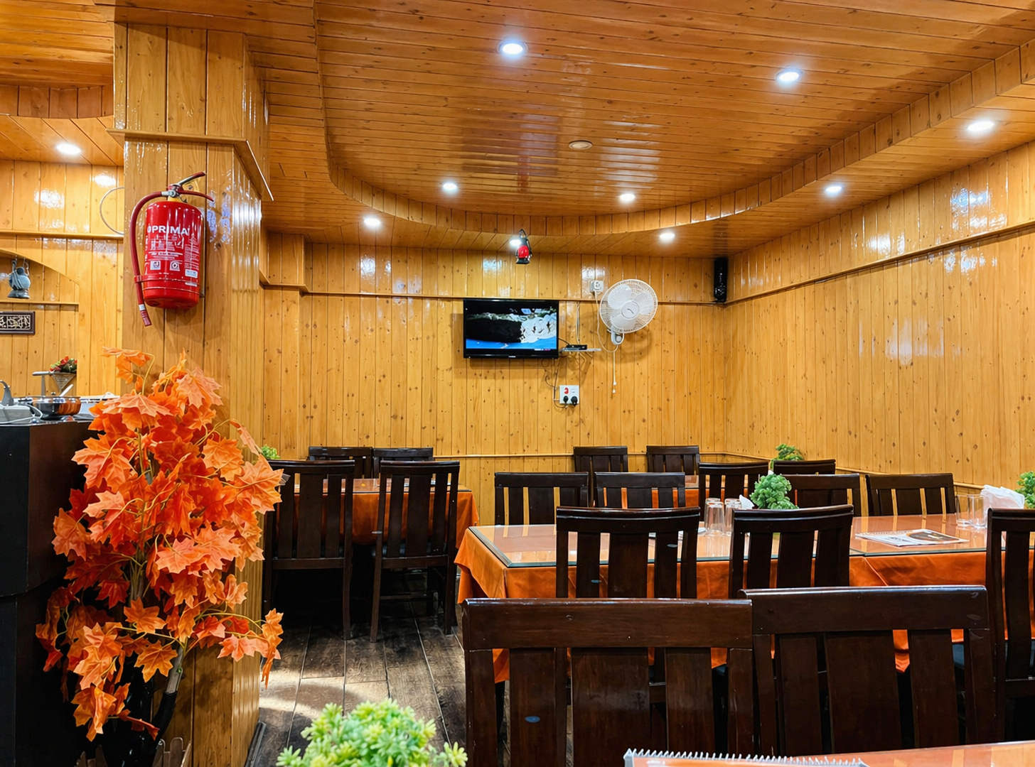 Food & Drinks 5, PINE VIEW, Baramulla