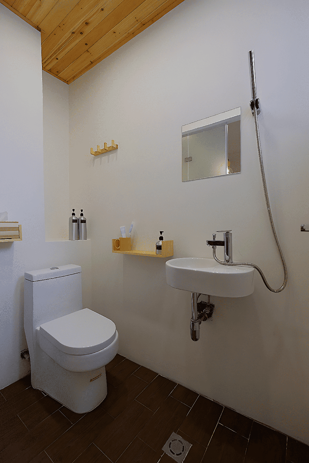 Bathroom 3, London Style Baker Street Inn, Tainan