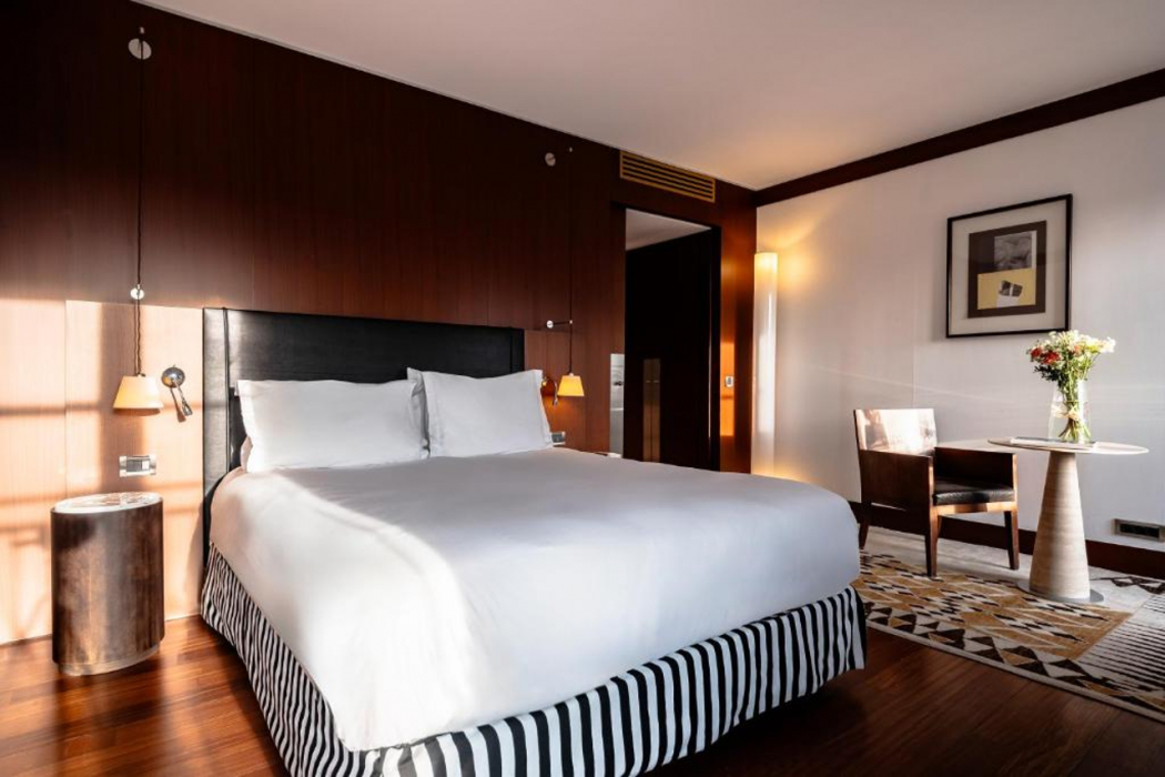 Bedroom 2, Grand Hotel Champs Elysees, Paris