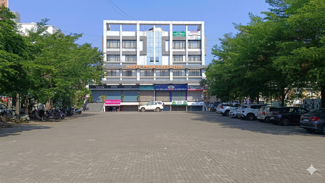 Exterior & Views