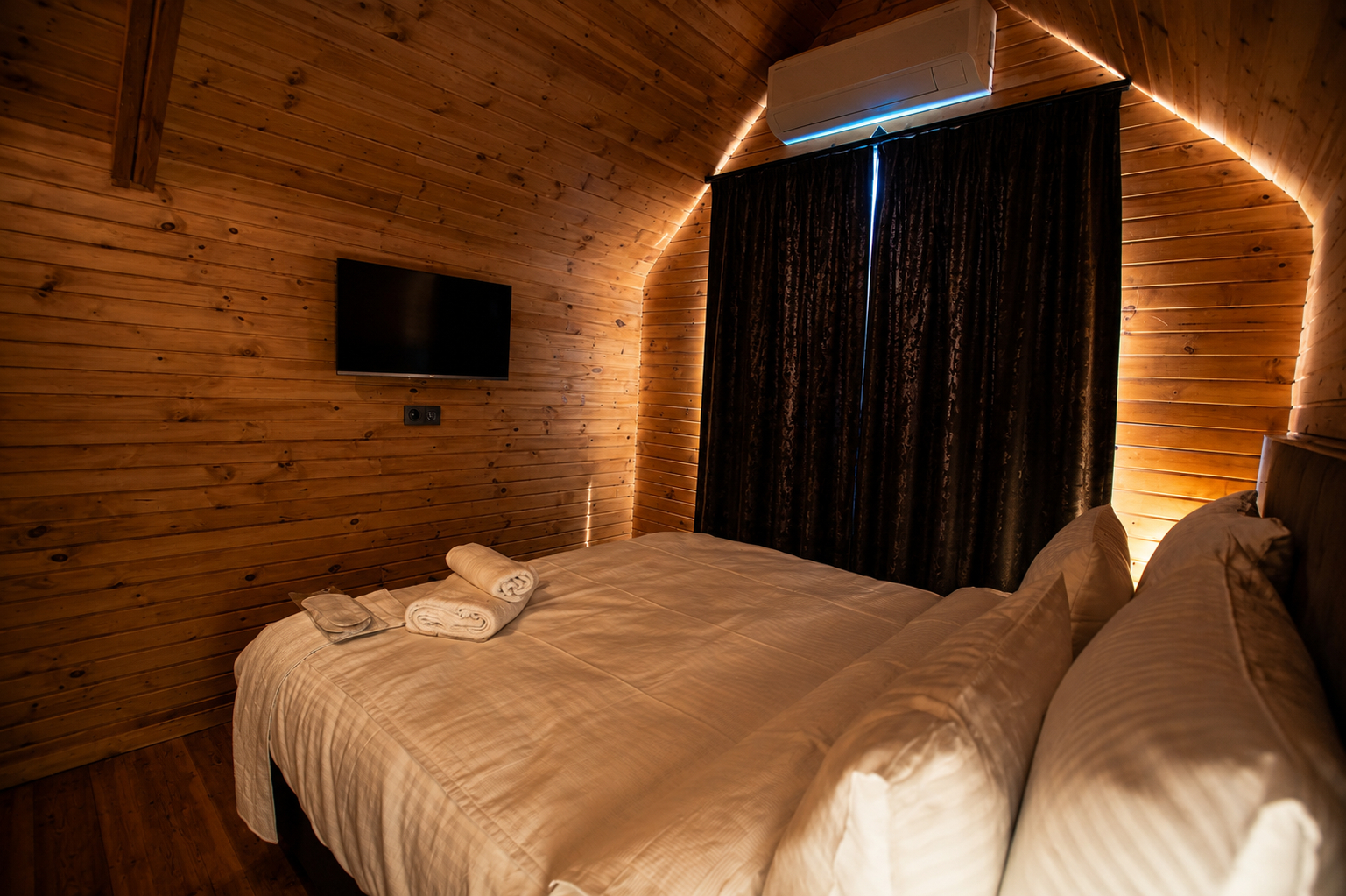 4, City Bungalow Hotel, Merkez
