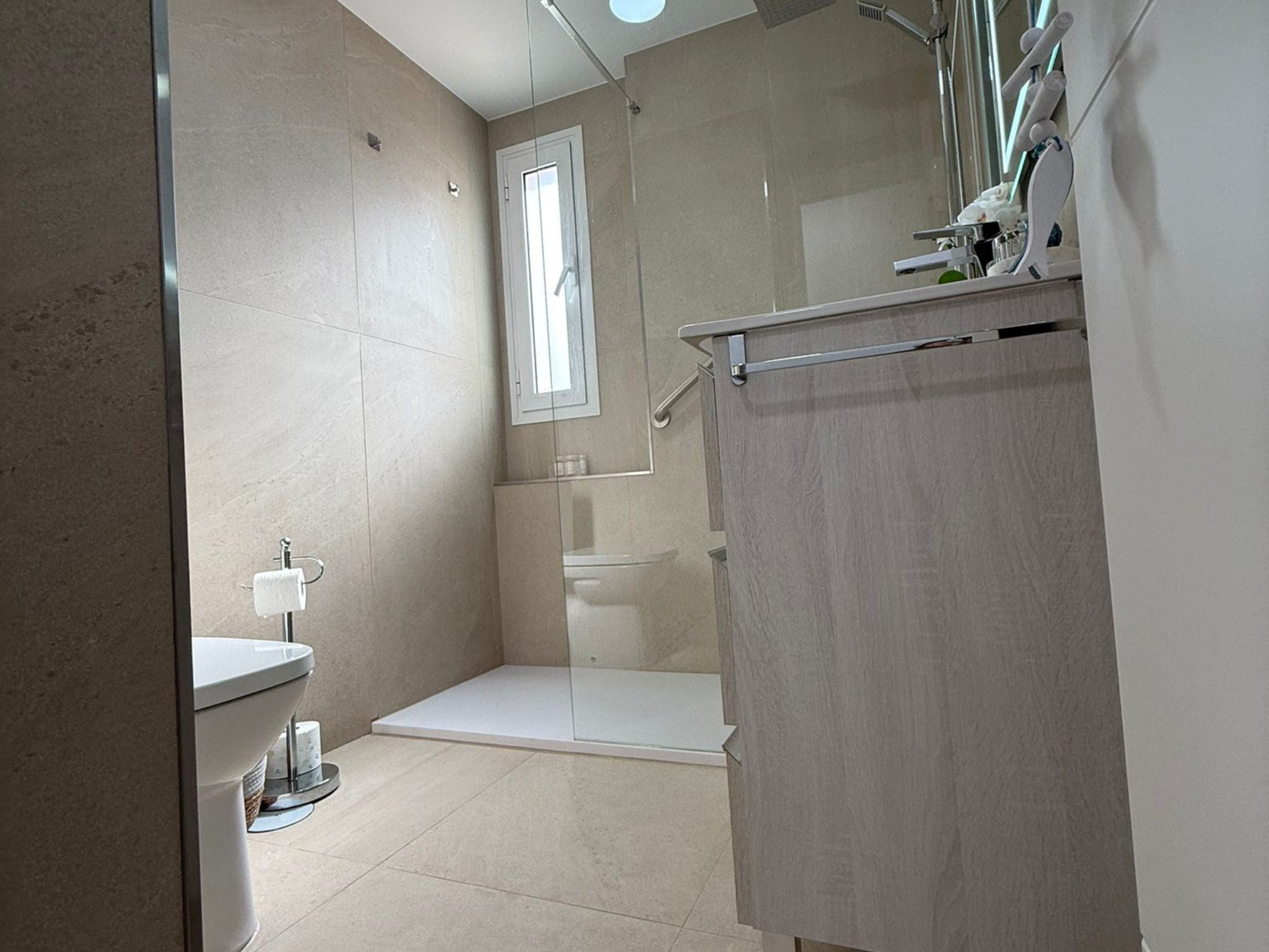 Bathroom 3, Jupiter 14 con vista a la ciudad - 1 dormitorio, Málaga