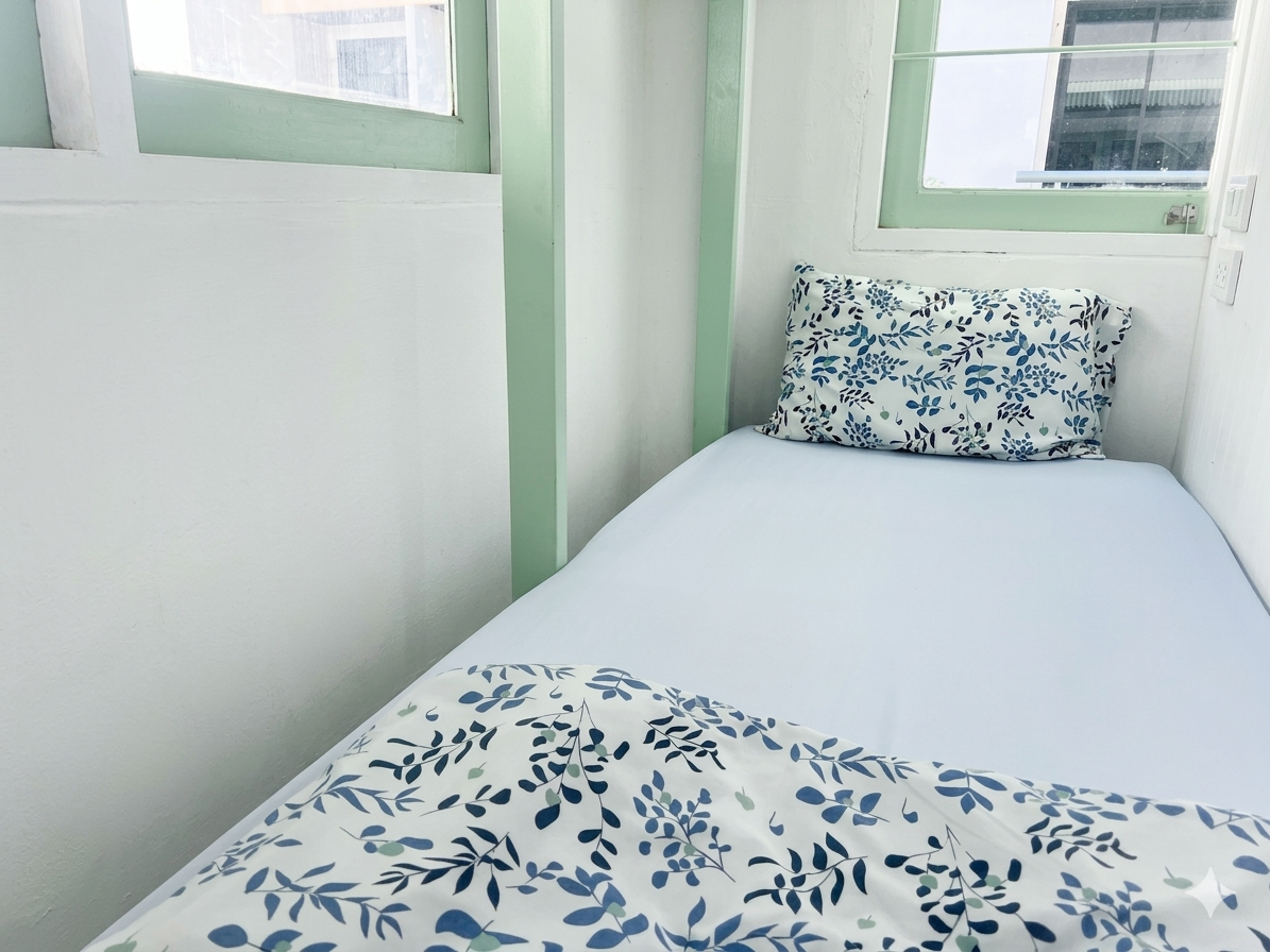 Bedroom 3, Easy Monday Khaosan Hostel, Phra Nakhon