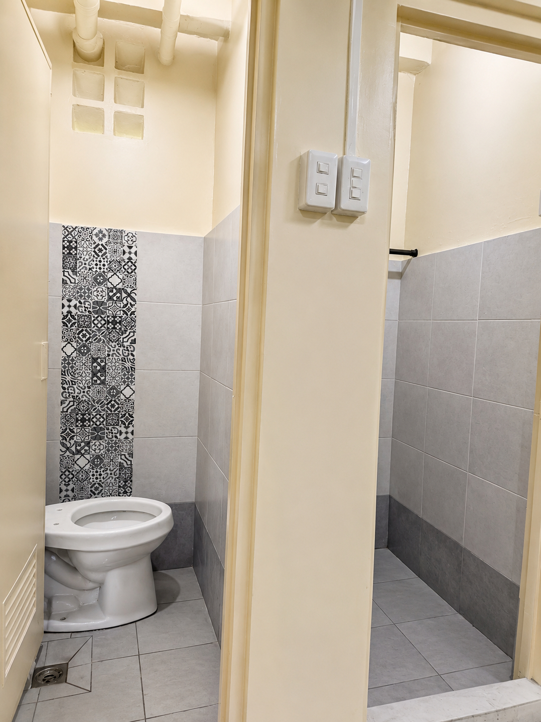 Bathroom 3, RDC- Baclaran Transient Capsule, Parañaque