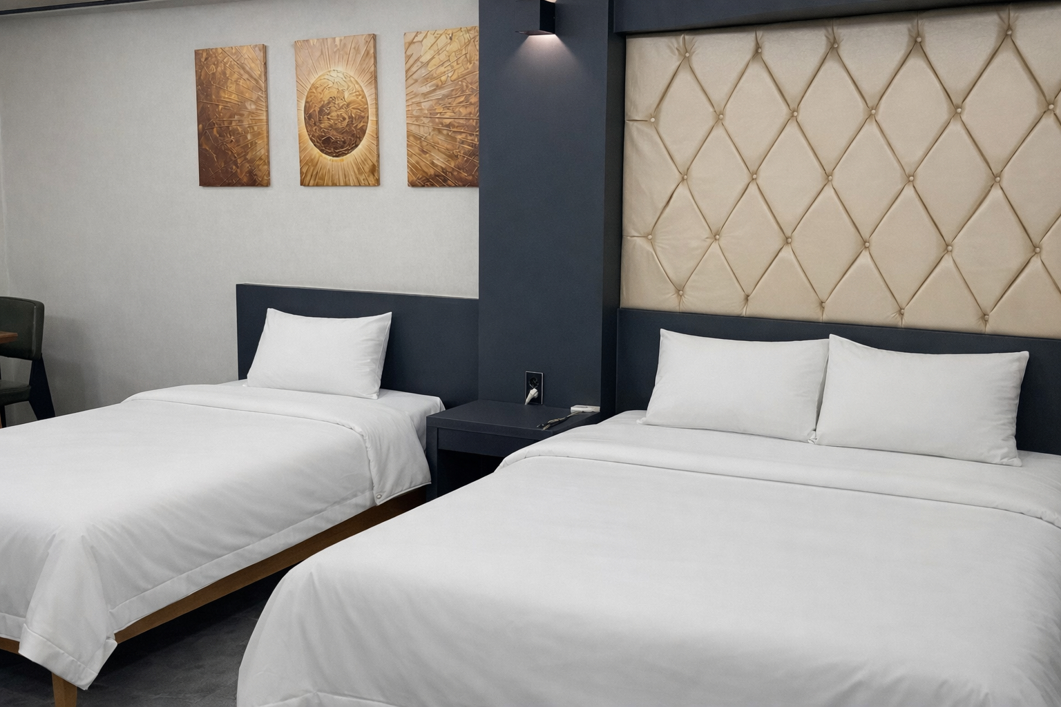 Bedroom 3, Carlton Hotel, Nam