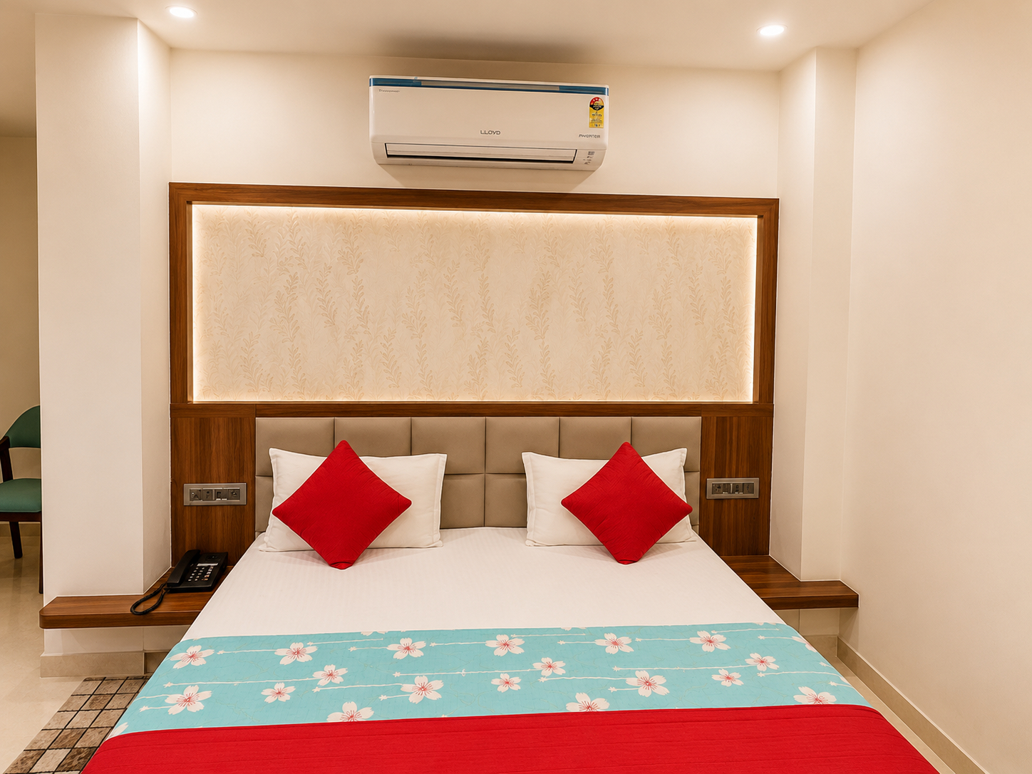 Bedroom 2, The Royal Barbariq Hotel, Sikar