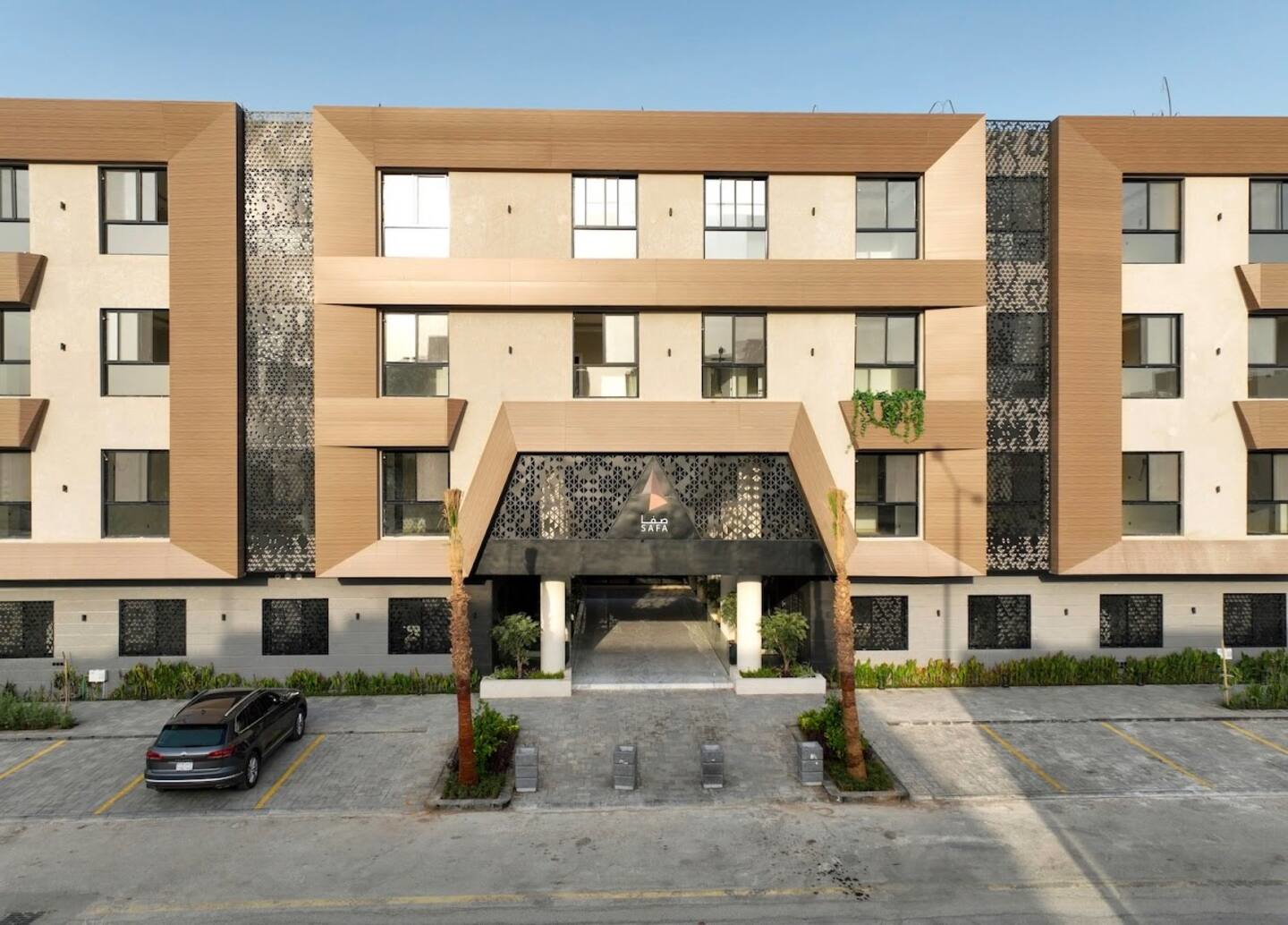 4, Al Malqa Home with King Beds & Free Parking, Riyadh