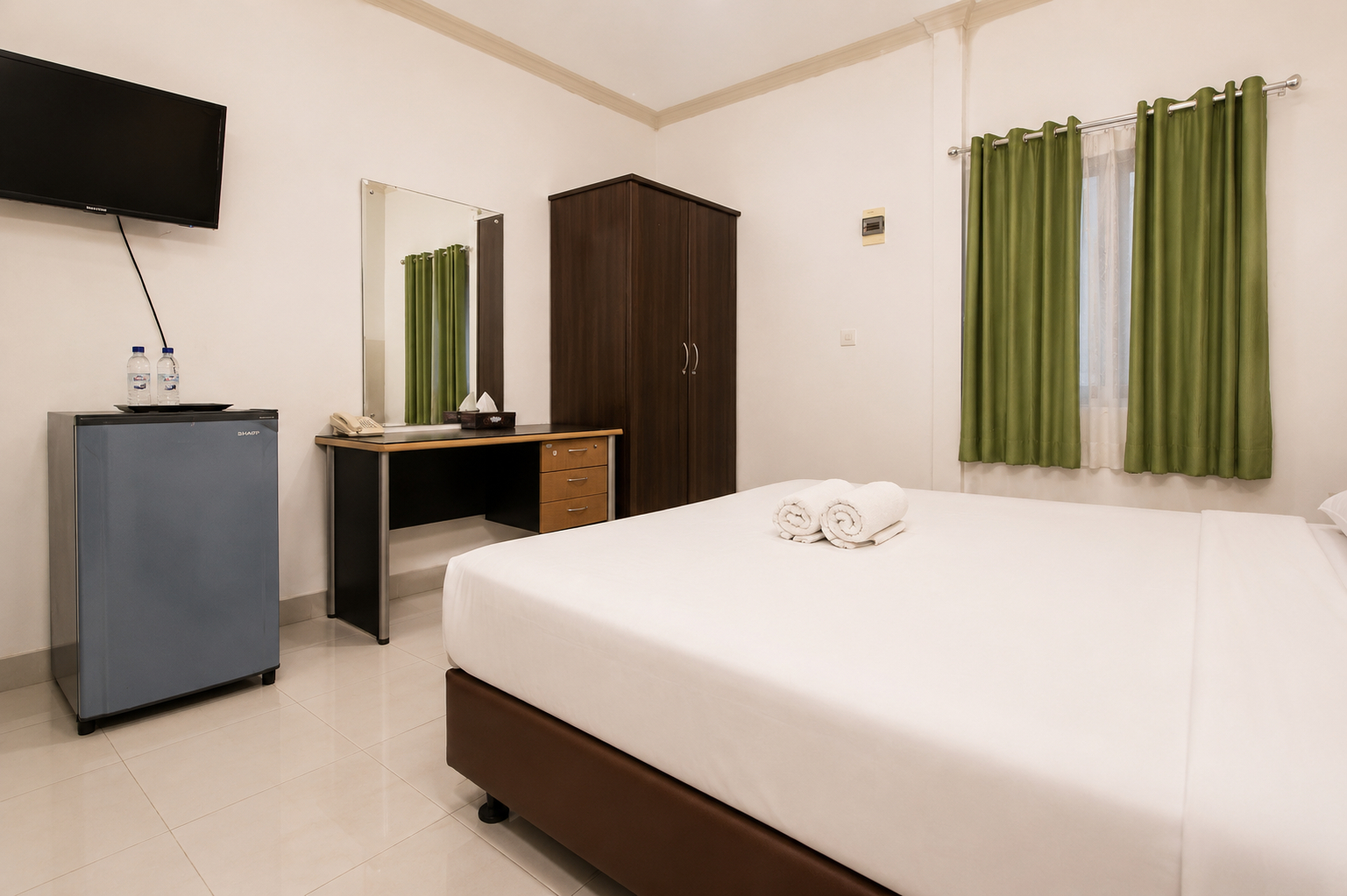 bedroom 16