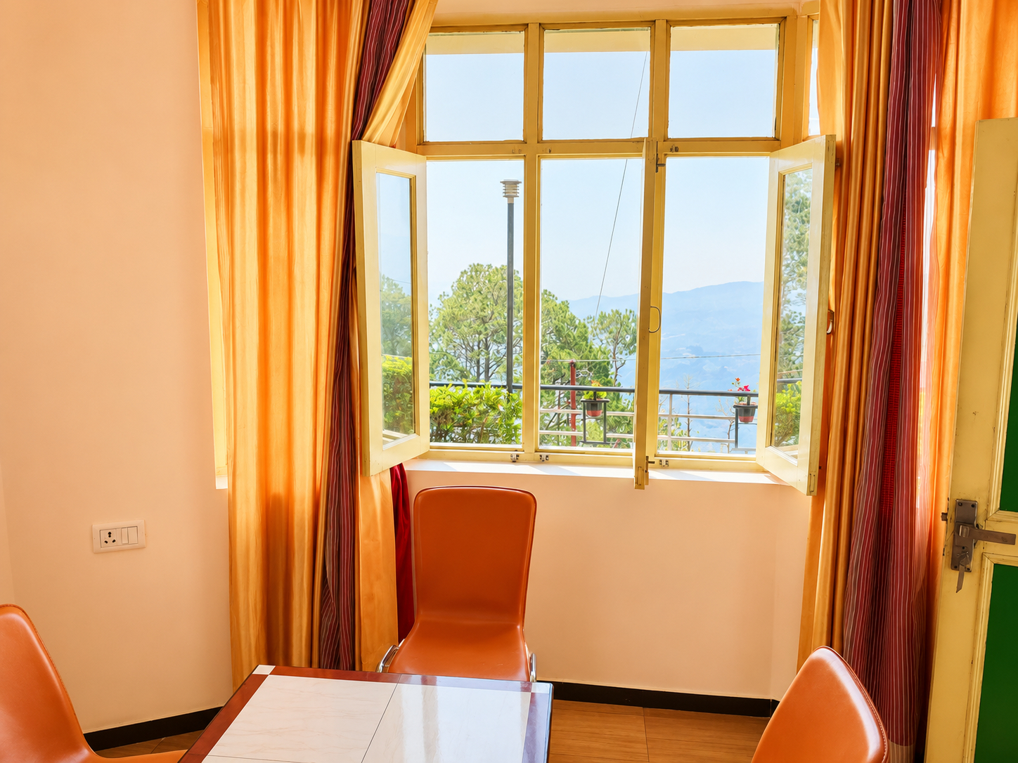 View 3, Hotel Hill Top Forest Palace, Garhwal