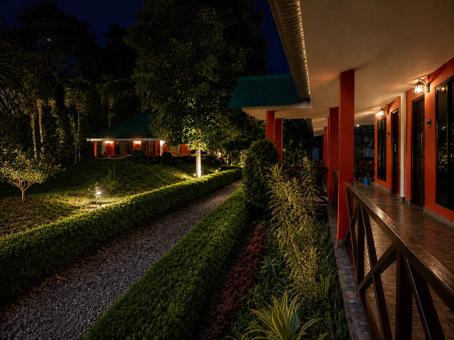 Exterior & Views