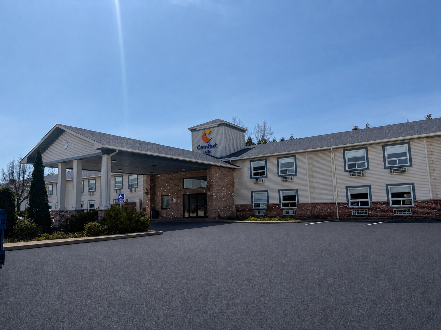 Exterior & Views 2, Comfort Inn, Muskoka