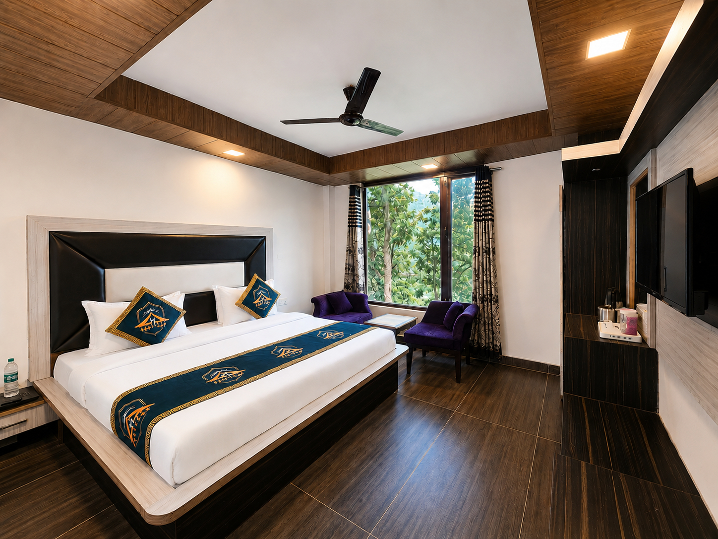 Bedroom 5, Kavin Highland - The Mall, Chamba