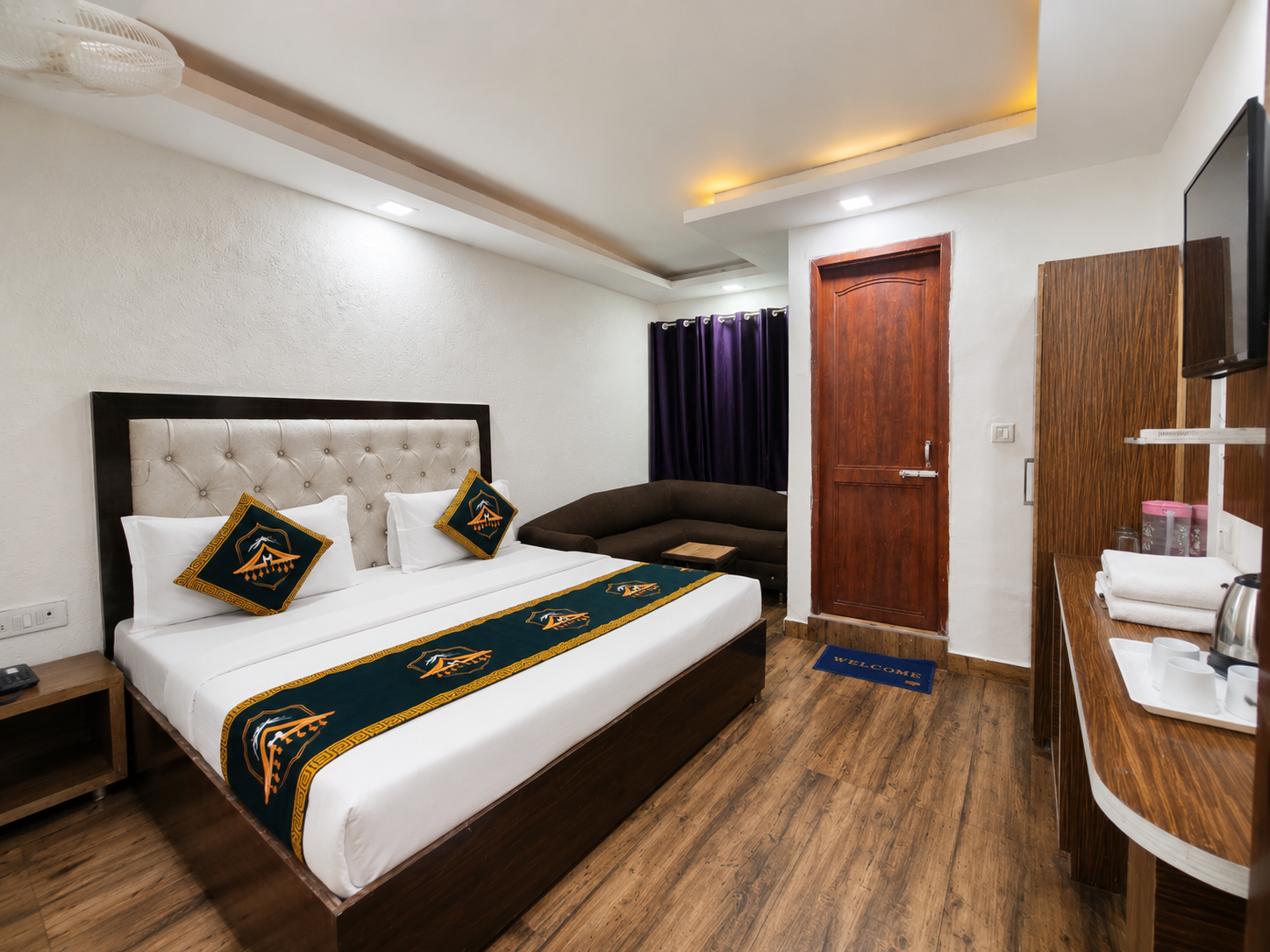 Bedroom 4, Kavin Highland - The Mall, Chamba