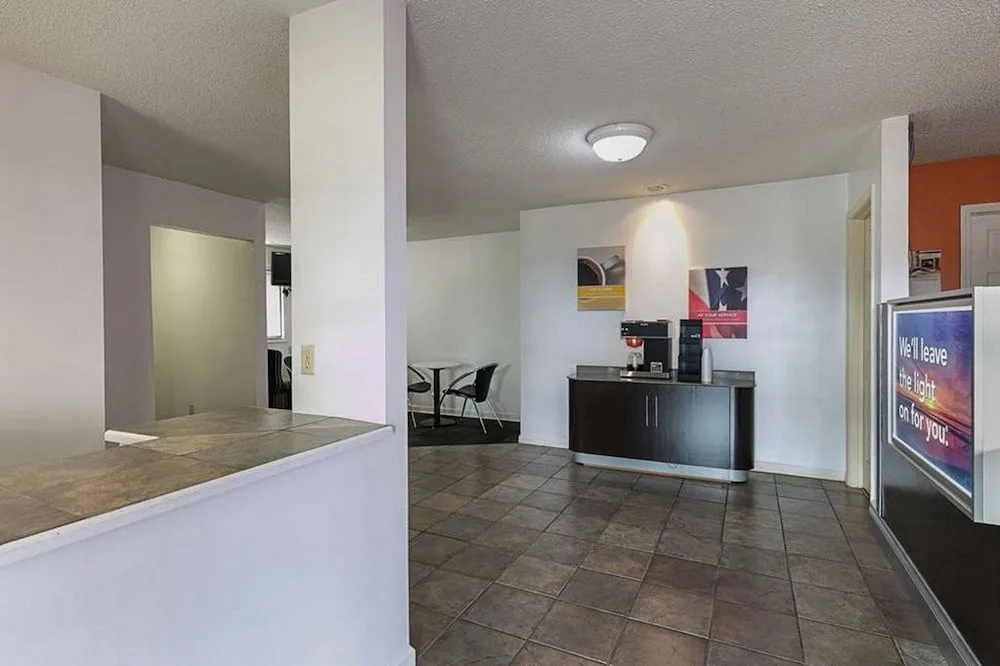 Others 5, Rodeway Inn & Suites Enterprise, Coffee