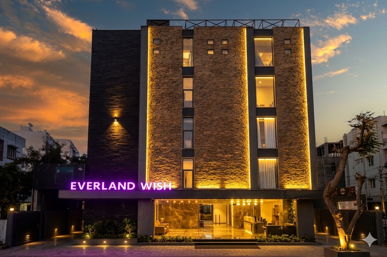 Exterior & Views