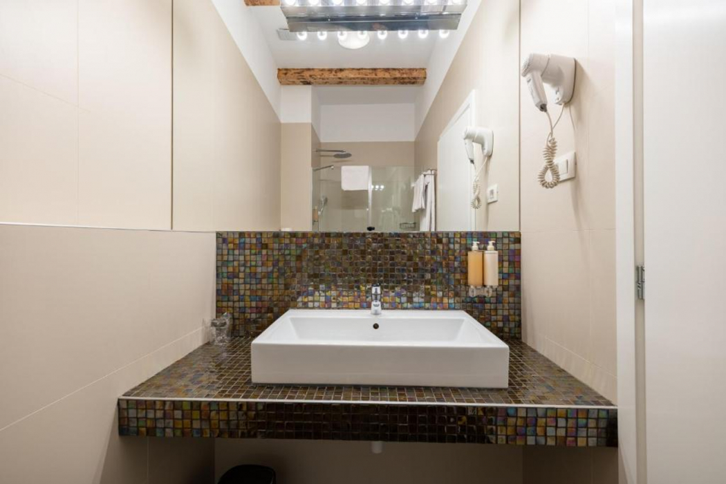 Bathroom 3, Azur Palace Luxury Rooms, Split