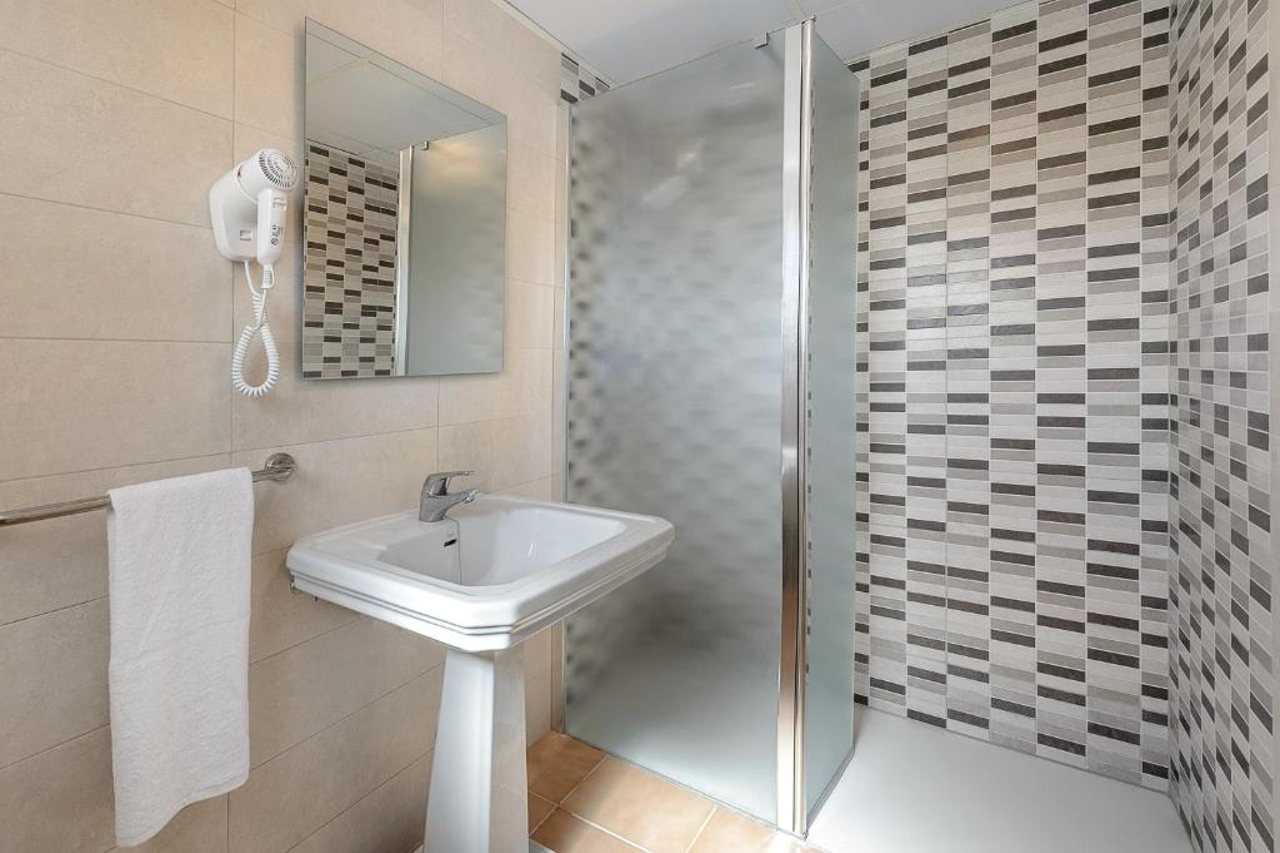 Bathroom 5, Hotel Vibra Marco Polo II - Adults Only, Baleares