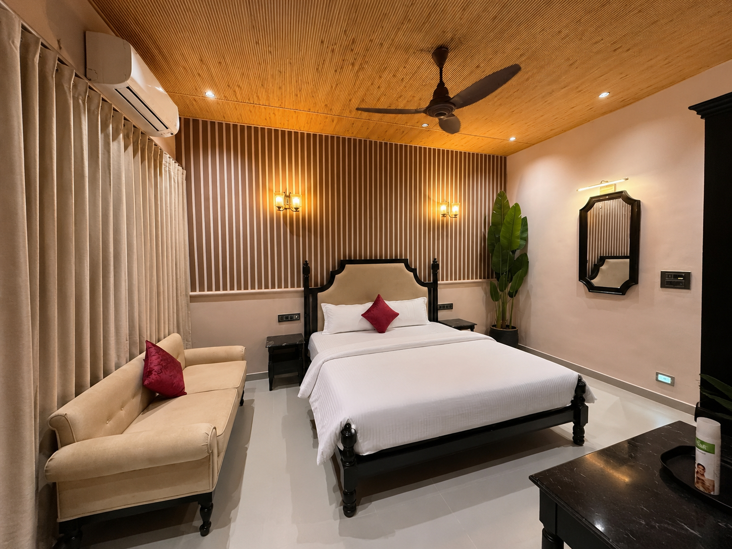 Bedroom 4, Guru Shikhar Heights - Highest Hotel in Mount Abu (5700 feet), Sirohi
