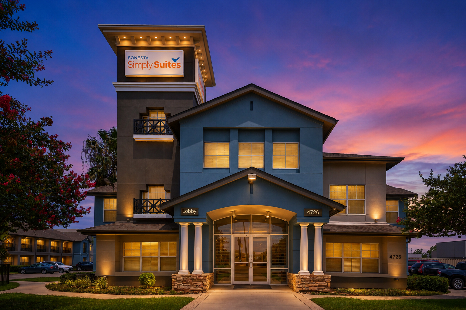 Exterior & Views