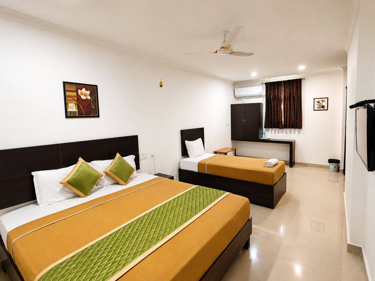 Bedroom 5, Palm Tree Inn, Idukki