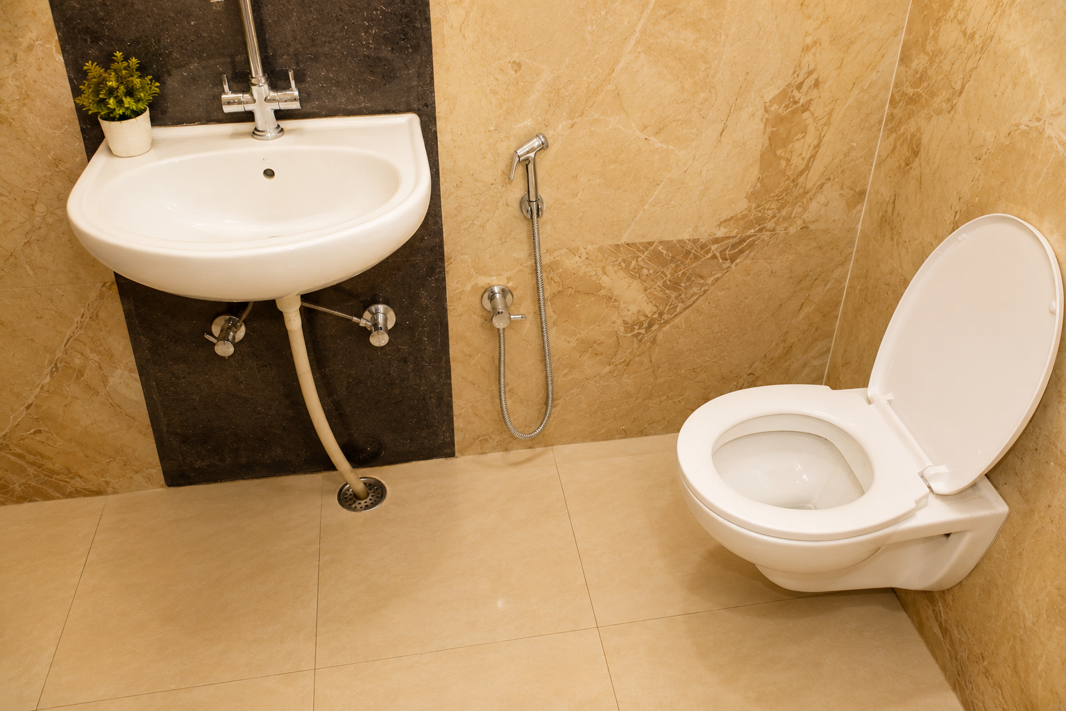 Bathroom 4, Hotel Rajdeep, Jaipur