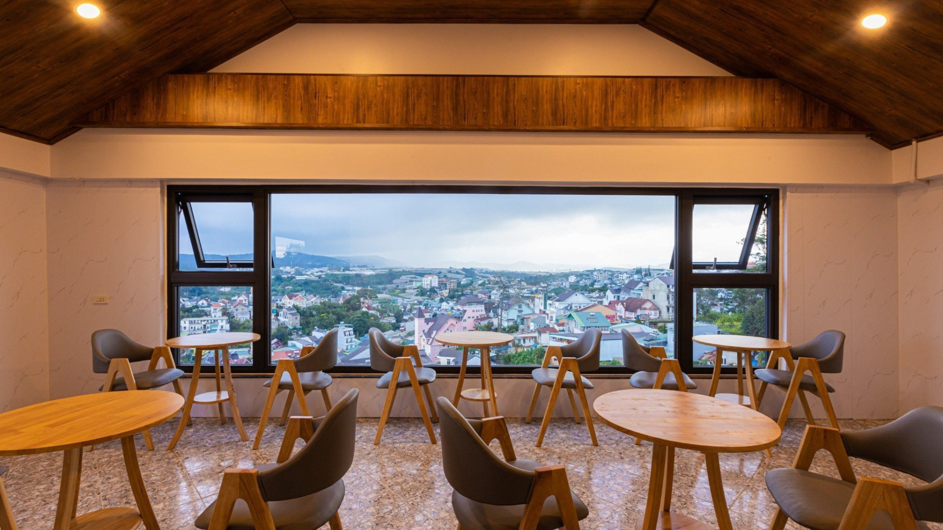 Food & Drinks 5, HT House, Đà Lạt