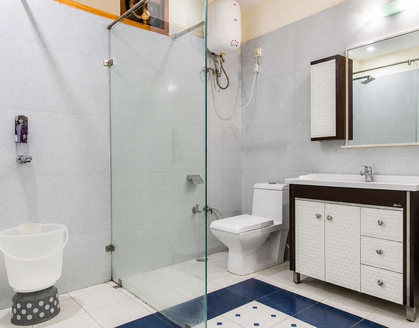 Bathroom 4, Ellays Dream Resorts, Barog, Solan