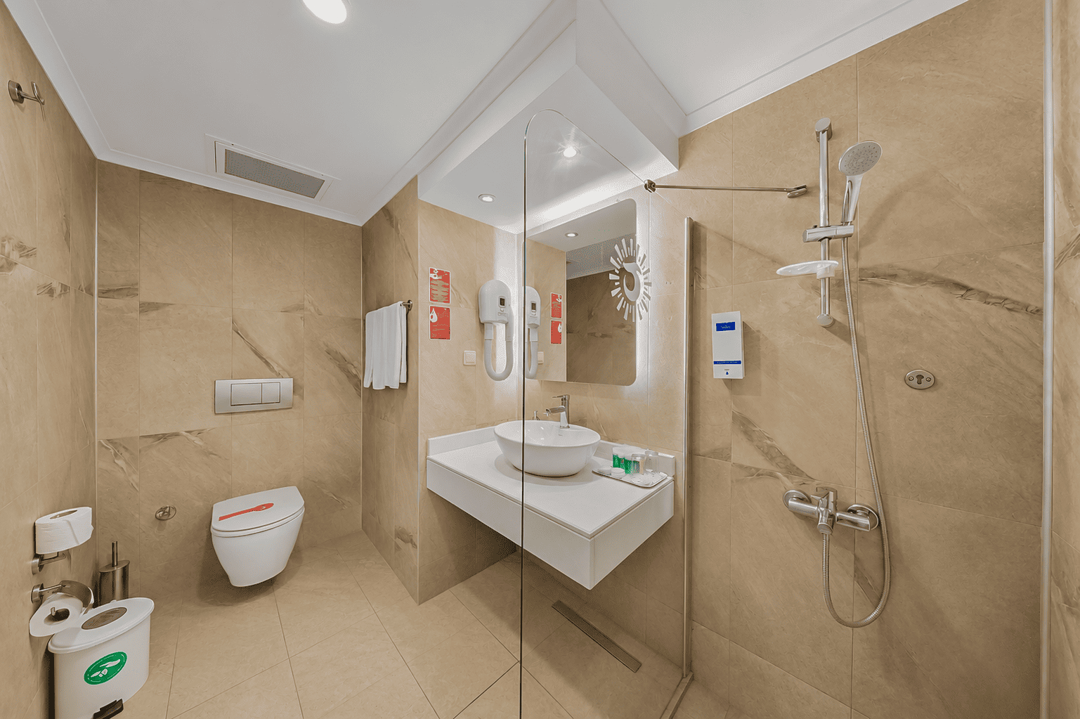 Bathroom 5, Club Hotel Turan Prince World, Manavgat