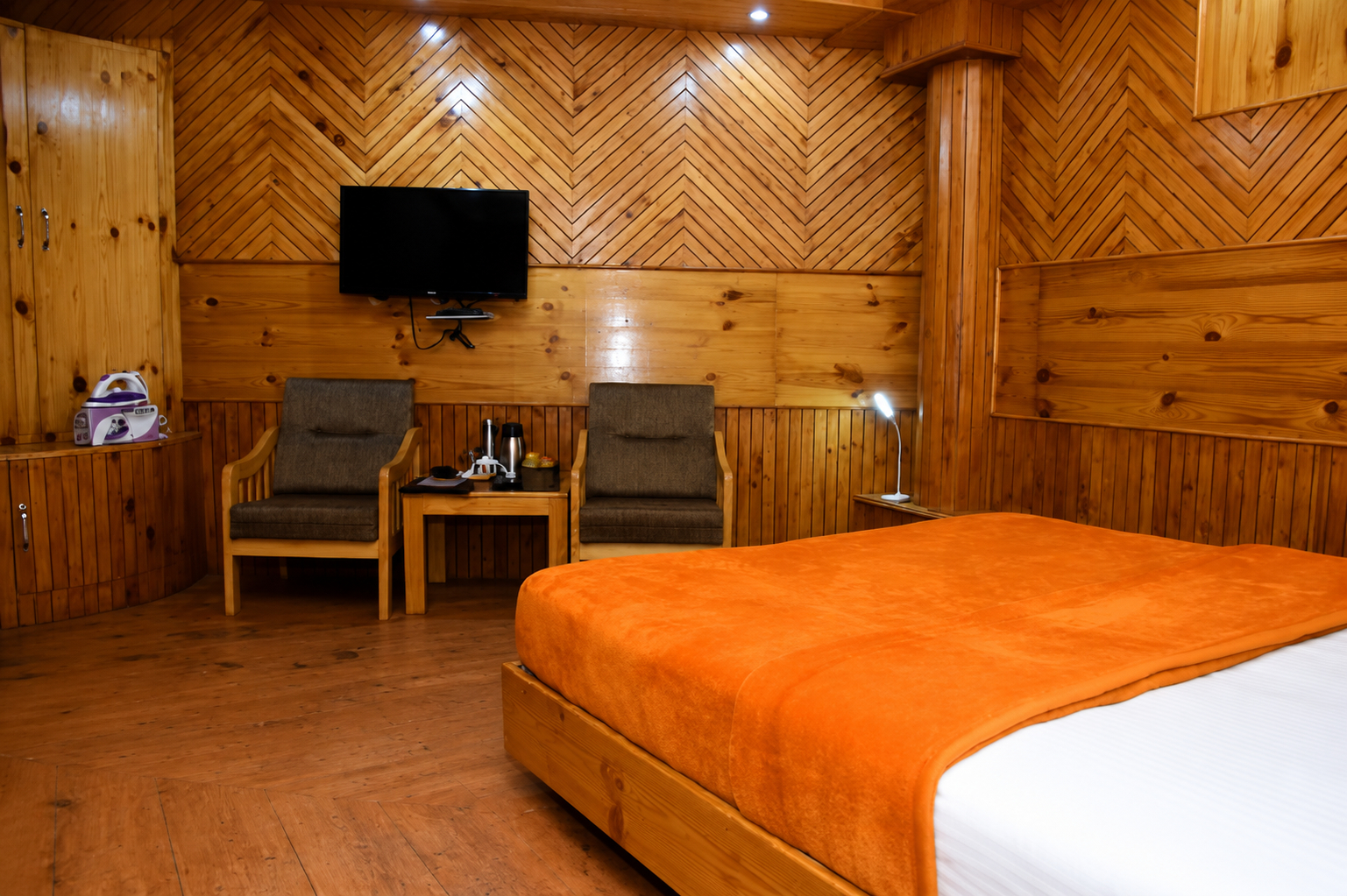 Bedroom 3, Hotel Nirmal Chhaya, Kullu