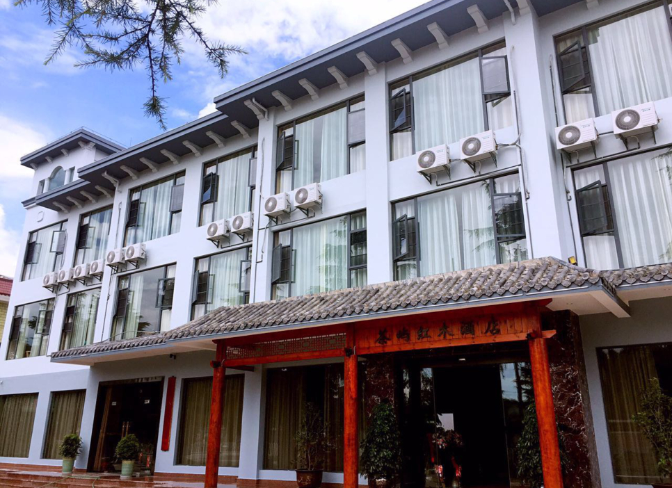 Others 2, the Wood Hotel, Kunming