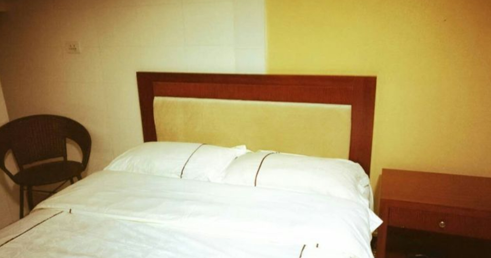 Bedroom 5, Zhaotong Longtai Business Hotel, Zhaotong