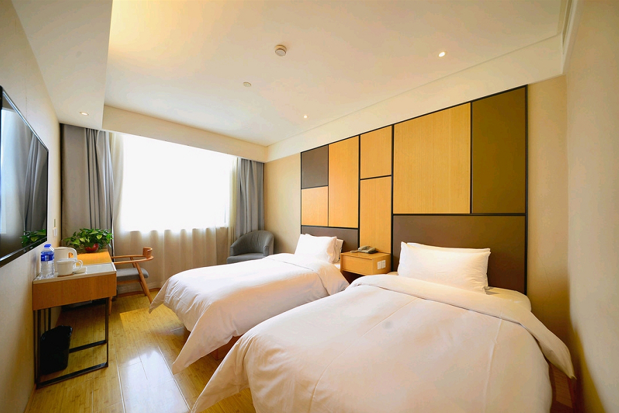 Bedroom 4, Youke Hotel (Kangning street, Taiyuan Economic Development Zone), Taiyuan