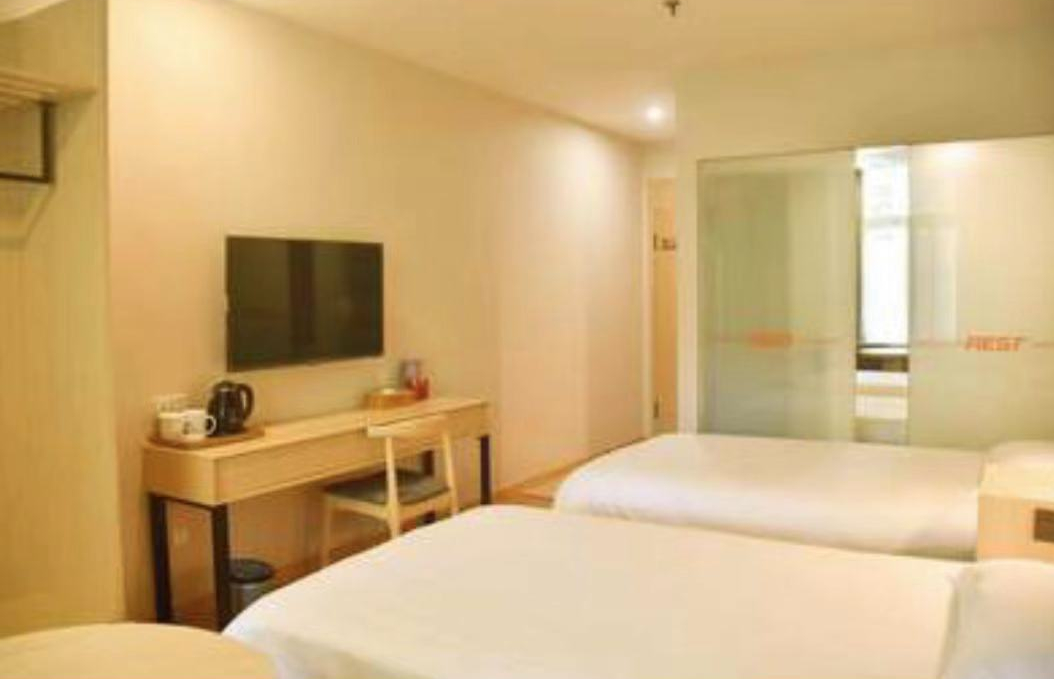 Bedroom 2, Crossing E-sports Hotel (Wenzhou Fortune Center Wendi Road), Wenzhou
