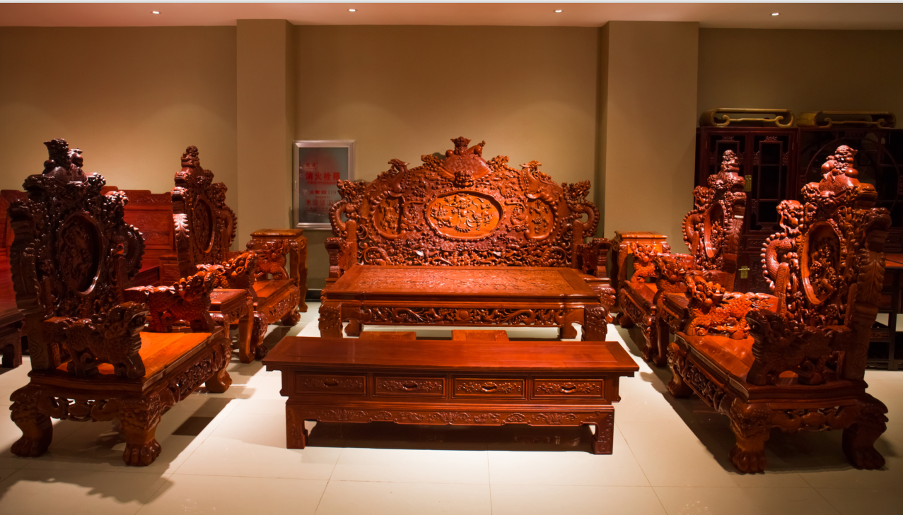 Others 3, the Wood Hotel, Kunming