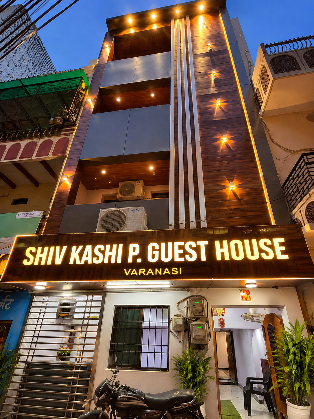 Exterior & Views, Goroomgo Shiv Kashi P. Guest House - Near Kashi Vishwanath Temple, Varanasi