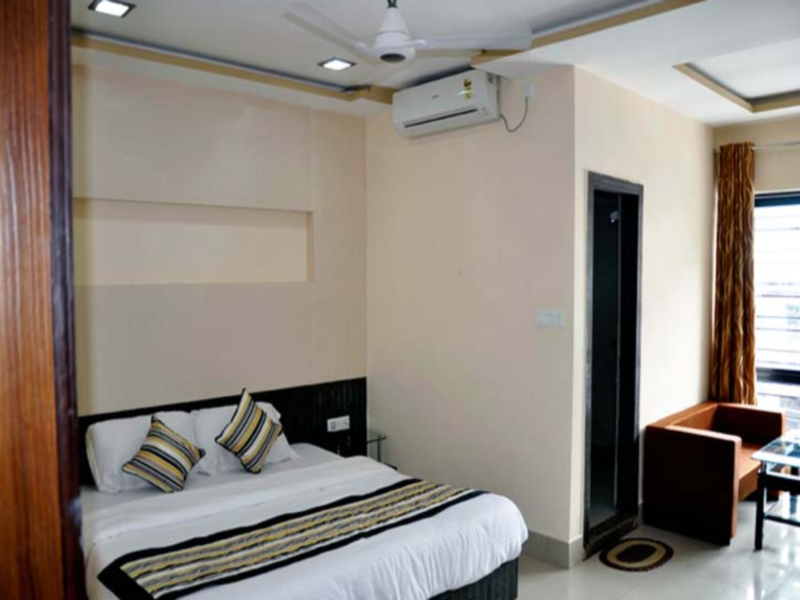 Bedroom 3, Mayor Hotel, Darjiling