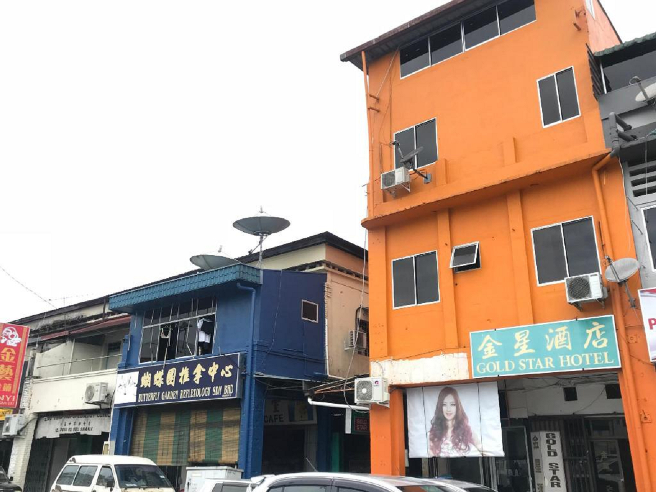 Exterior & Views