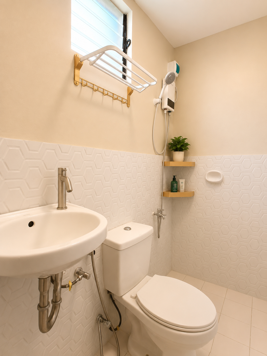 Bathroom, Le Château de Zambales, San Marcelino